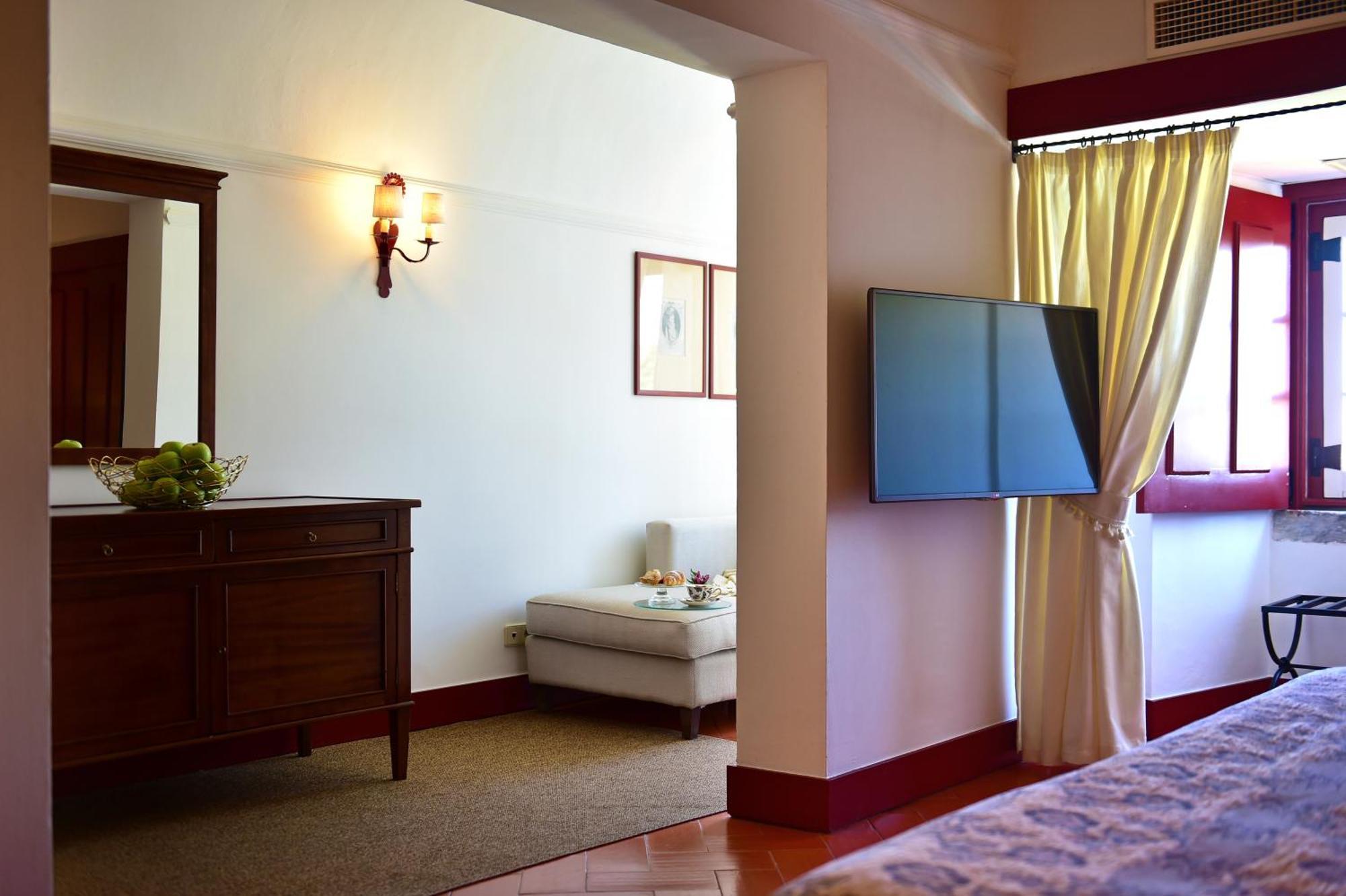 เปาอูซาดา คอนเวนโต เด เบจา - ฮิสทริค โฮเต็ล Hotel ภายนอก รูปภาพ